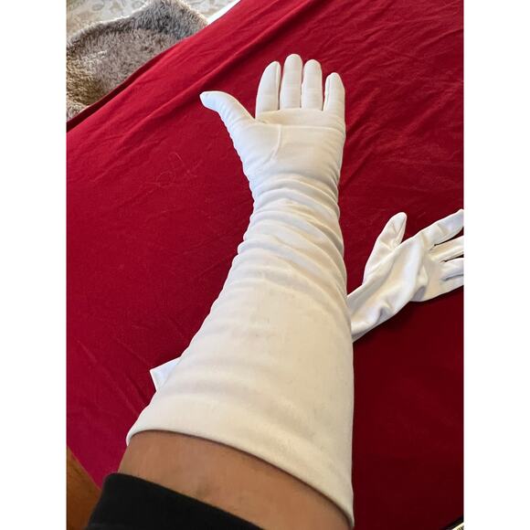 Vintage white MCM Opera Length Gloves Wedding Cocktail Costume Accessory small - Picture 4 of 10